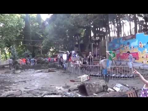 Demolished Tbilisi Zoo ზოოპარკის შიდა სივრცე რომელიც მთლიანად განადგურებულია:(